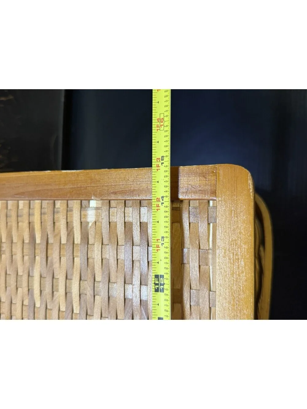 Vintage Woven Wood Picnic Basket Hinged Lid Dual Handles 15x11x9